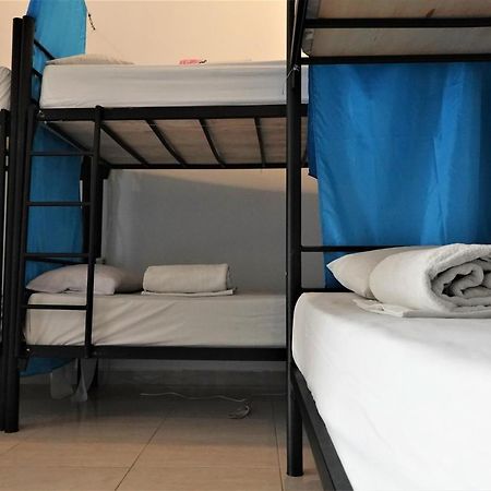 Point Break Canggu Hostel Buitenkant foto
