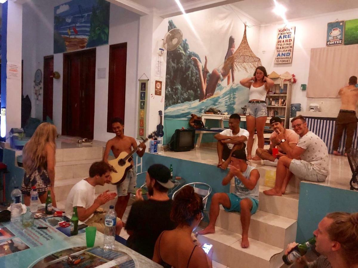 Point Break Canggu Hostel Buitenkant foto